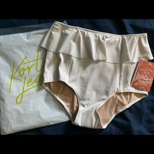 Kortni Jeane peplum bottoms